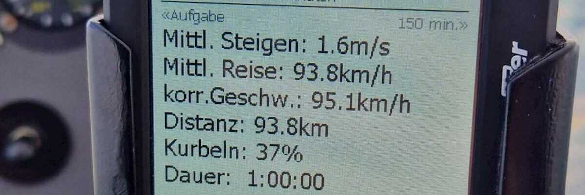 Flugwegposition um 15:18:21: Aufgenommen in der Nähe von Regensburg, Deutschland in 2276 Meter